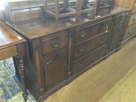 Mid 18th century Yorkshire oak dresser(-)